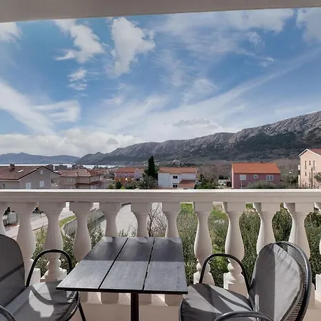 Dosen Ii Gostinjska kuća 3*