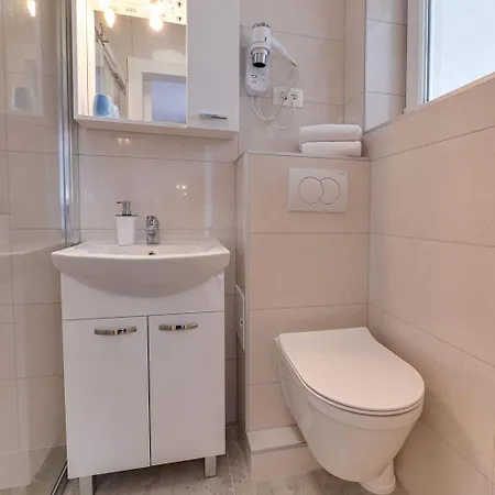 Dosen Ii Gostinjska kuća