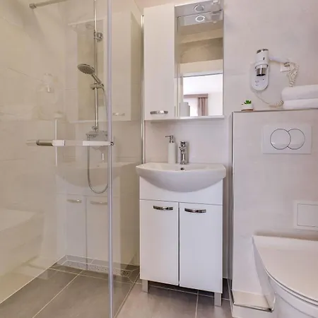 Dosen Ii 4* Baška