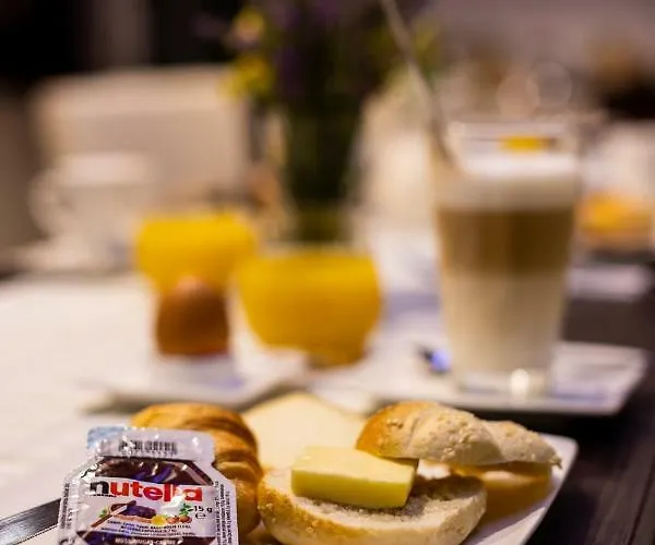 Dosen Ii בית הארחה באסקה